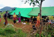 မိုင်းကိုင် စစ်ရှောင် (၃၀၀၀) ရေလုံပြုတ်စားသောက်နေရ