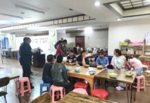 ချင်းမိုင်မြို့ တရားမဝင် ဖွင့်လှစ်ထားသည့် စားသောက်ဆိုင်အတွင်း မြန်မာနိုင်ငံသား (၁၁) ဦး ဖမ်းဆီးရမိ