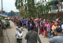 မူဆယ်ဒေသခံများ စမတ်ကတ် ပြုလုပ်ရန် တုံကင်ထောင်နှင့်ချီ ထပ်မံစောင့်ဆိုင်းနေရ