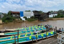 အင်းလေး စက်လှေလုပ်သားများ စားဝတ်နေရေးပိုကြပ်တည်းလာ