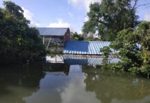 အင်းလေးရေမှ ကရင်နီ (ကယားပြည်) သို့ စီးဆင်းမှုကြောင့် ဒေသခံနှင့် စစ်ဘေးရှောင်များ ရေဘေးထပ်ကြုံ