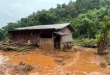 လွိုင်လင်မြို့နယ် တောင်ကျရေကြောင့် နေအိမ် ၈၀ ကျော် ပျက်စီး၊ ပြန်လည်ထူထောင်ရန် ခက်ခဲနေ