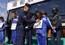 လောက်ကိုင် MNDAA က ရာဇဝတ်မှုကျူးလွန်သူ ၂၁ ဦးကို လူအများရှေ့ သေဒဏ်အပါအဝင် ပြစ်ဒဏ်စီရင်ချက်ချ