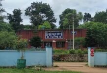 ကျောက်မဲမြို့ လေကြောင်းထပ်မံဗုံးကြဲခံရ၊ ဆေးရုံသားဖွားဆောင်နှင့် ရဲစခန်းအနီး ကျရောက်ပေါက်ကွဲ