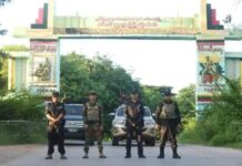 ဖုန်းအသုံးပြုသည့် သီပေါဒေသခံ (၄၀)ကျော် TNLA ဖမ်းဆီး