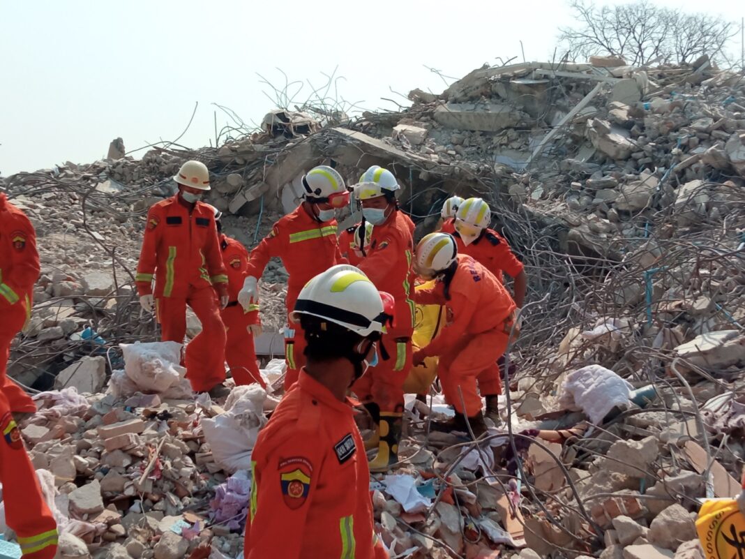 488886329_984480710530362_8108647159201459483_n