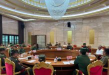 မြောက်ပိုင်းမဟာမိတ်များကို UWSA စစ်လက်နက်မထောက်ပံ့ရန် ဆုံးဖြတ်ခြင်းက စစ်ကော်မရှင်နှင့် ပုလင်းတူဘူးဆို့ဟုပြော