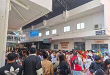 တရားမဝင် ရွှေ့ပြောင်းလုပ်သားများ ဘတ်(မှတ်ပုံတင်)အသစ်လုပ်ရန် ခေတ္တရပ်ဆိုင်း