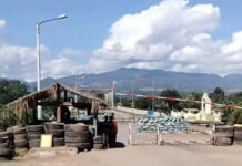 သီပေါတံတား တစ်လကျော်ပိတ်ထားသော်လည်း စစ်တပ်လာဘ်ယူပြီး ကုန်ကားအချို့ ညအချိန် ဖြတ်သန်းခွင့်ပြု Hsipaw Bridge Closed