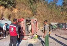 မူဆယ် – ၁၀၅ မိုင်ကြား ကားဘရိတ်ပေါက်ပြီး လူတိုက်မိ၊ ၂ ဦးသေဆုံး ၈ ဦးဒဏ်ရာရ