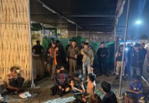 ချင်းမိုင်တွင် အရက်ဖြူဂိုဏ်းဝင် လူငယ်များကို လက်နက်များနှင့်အတူ အဖမ်းခံရ