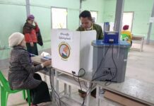 သျှမ်းပြည် မြို့နယ်အချို့တွင် မဲပေးစက် ချို့ယွင်းမှုဖြစ်၊ မဲပေးစက် အသစ်လှဲရ