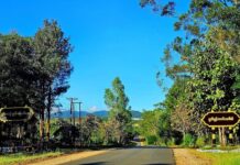 ရွာငံမြို့နယ် ကျေးရွာအတွင်း တပ်စွဲထားသည့် စစ်သားများကို ဒေသခံများ ထမင်းထုပ်ပို့ပေးရ