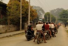 မိုးမိတ်တွင် စက်သုံးဆီကို အကန့်အသတ်ဖြင့်ရောင်းချ၊ ခရီးသည်တင်ကားများ စစ်တပ်ထံ စာရင်းပေးရ