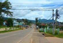 အသက်(၁၈)နှစ်ပြည့်ပြီး မှတ်ပုံတင် မလဲလှယ်သူများ စစ်တပ်ဂိတ်တွင် ဆွဲချငွေညှစ်